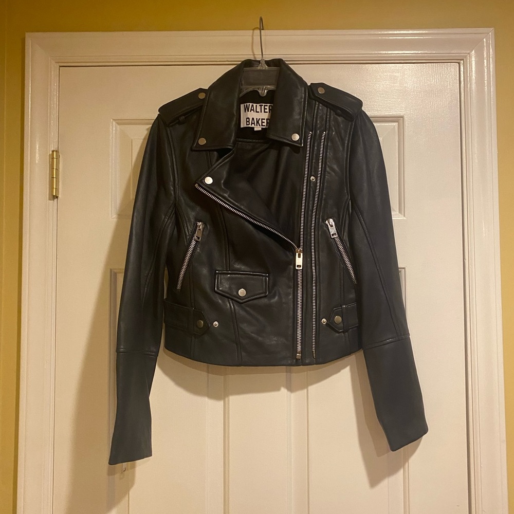 Medium Walter baker biker leather jacket genuine 100% leather. Navy blue